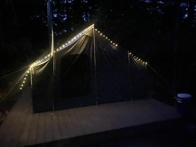 Tented Cabins (United States of America, East Wakefield, New Hampshire)