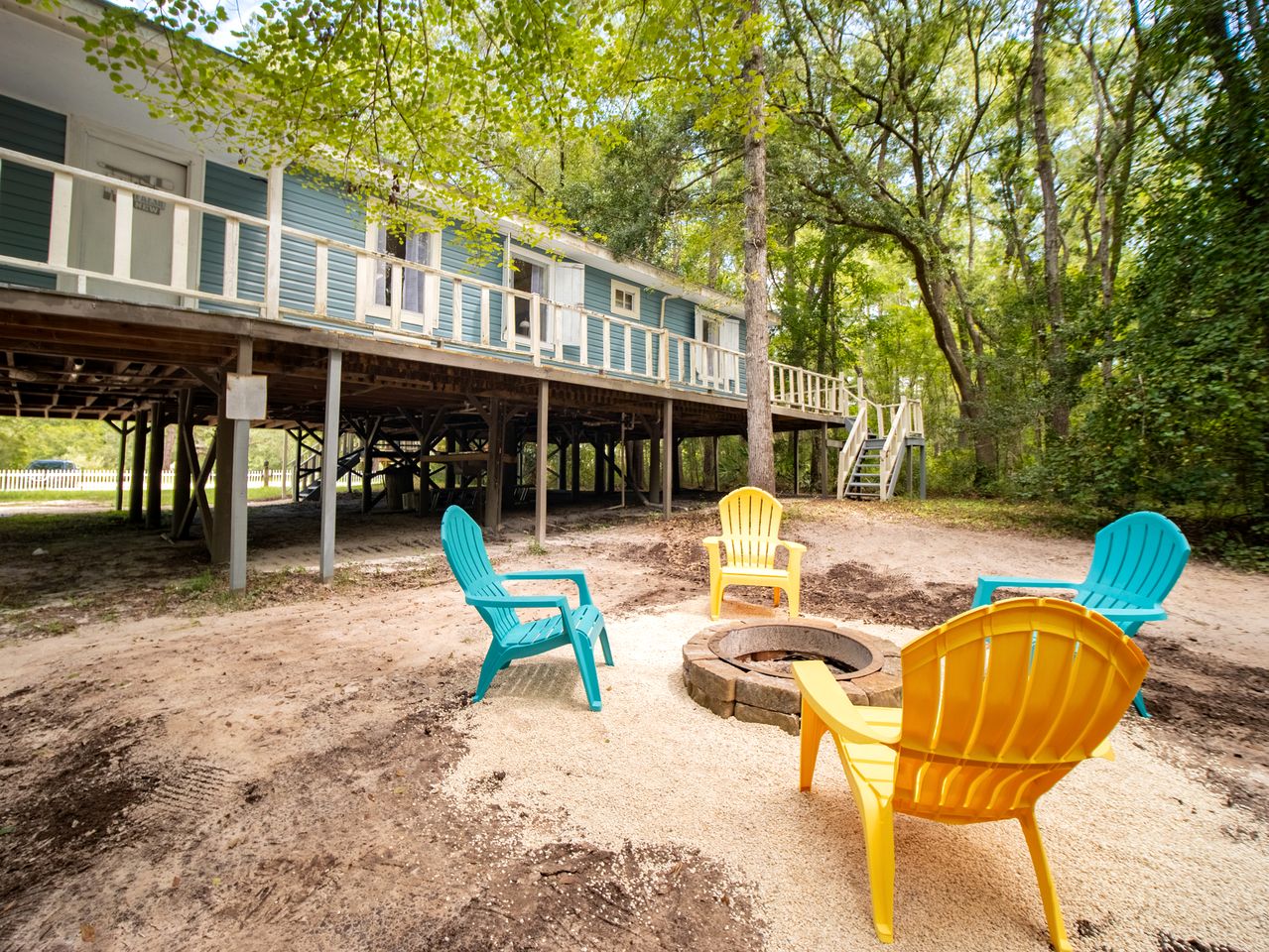 Charming Riverfront Cottage Private Deck and Views in Hortense, Georgia