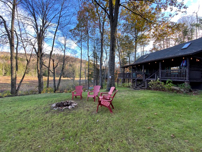 NY Vacation Rentals Lake Pleasant Log Cabin, Log Cabins, Lake