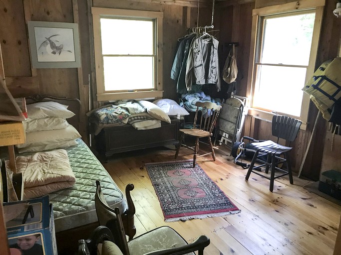 Cabins (Maine, Maine, United States)