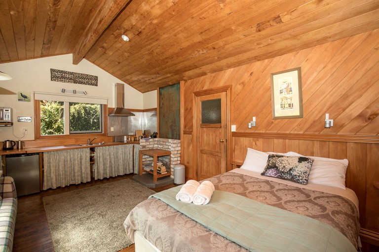 Cabins (Punakaiki, South Island, New Zealand)