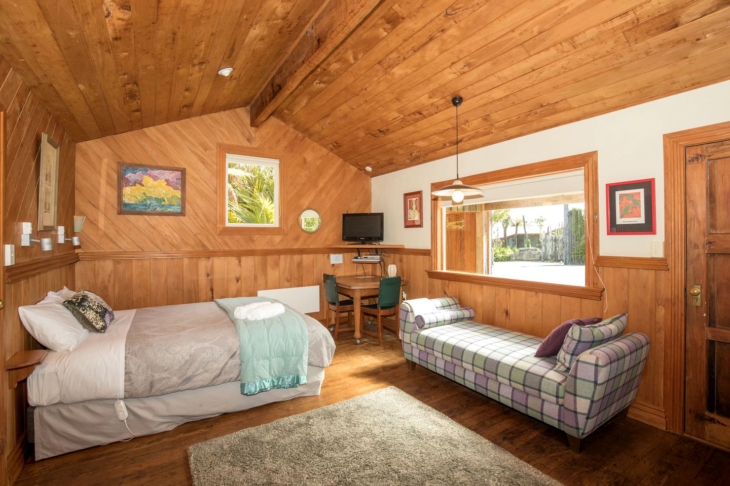 Cottage Rental for Couples on West Coast of South Island, New Zealand