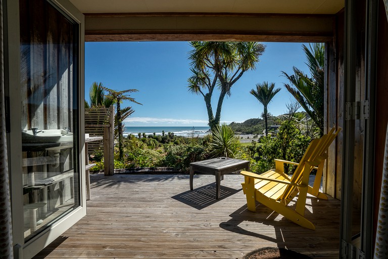 Cottages (Punakaiki, South Island, New Zealand)