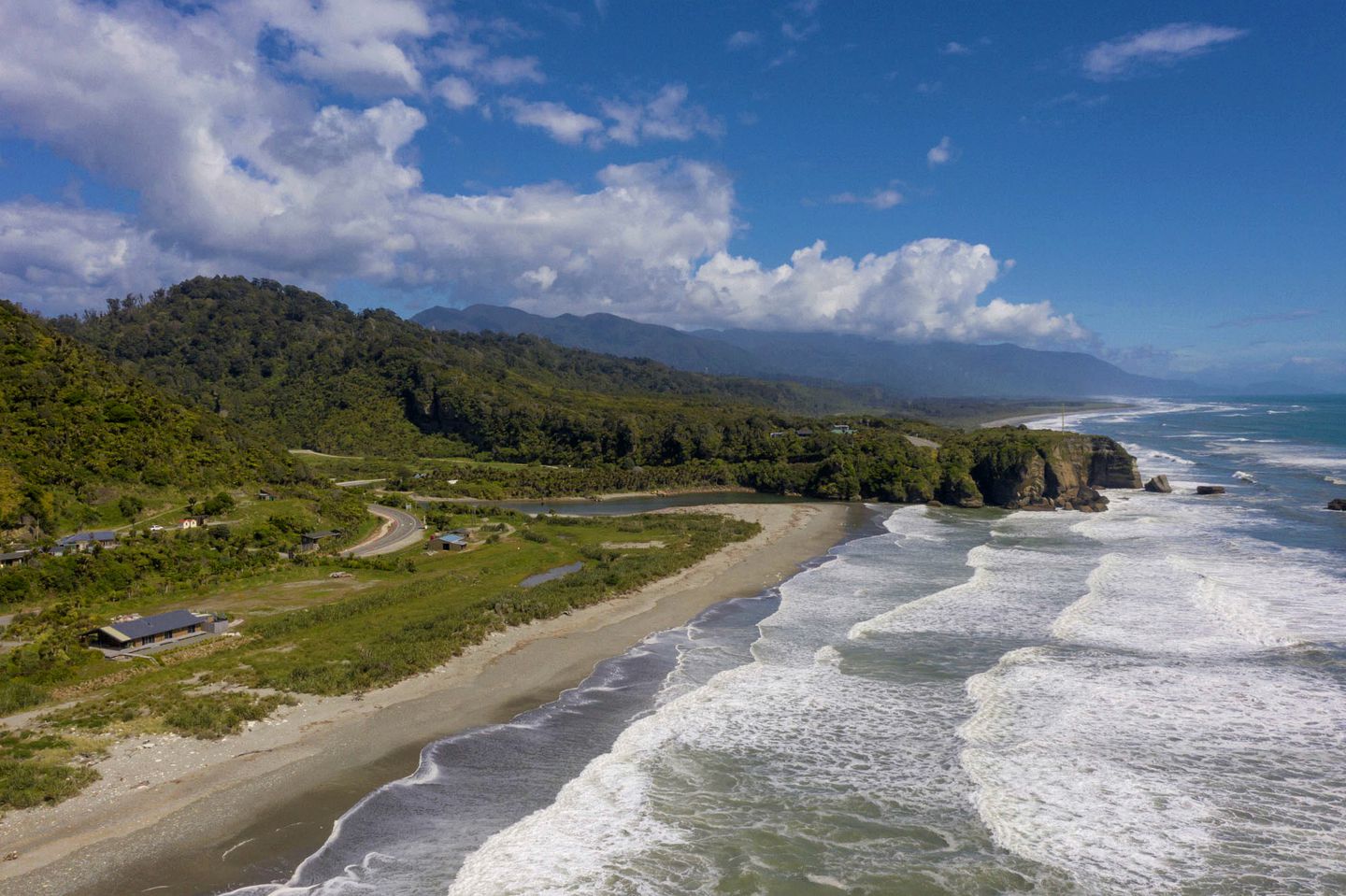 Spacious and Modern Beachfront Glamping Rental in Punakaiki, New Zealand