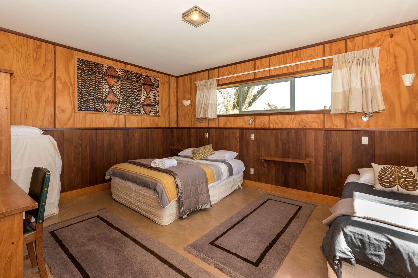 Charming Cottage Accommodation with Panoramic Sea View on West Coast, New Zealand