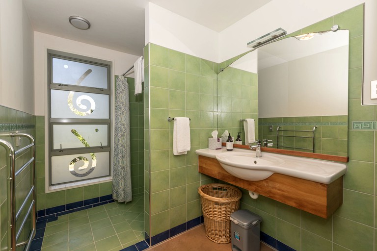 Beach Houses (Punakaiki, South Island, New Zealand)