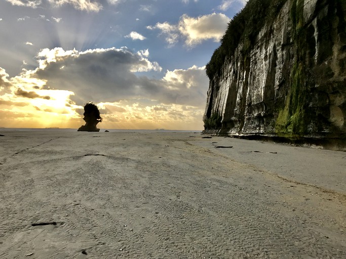 Beach Houses (New Zealand, Punakaiki, South Island)