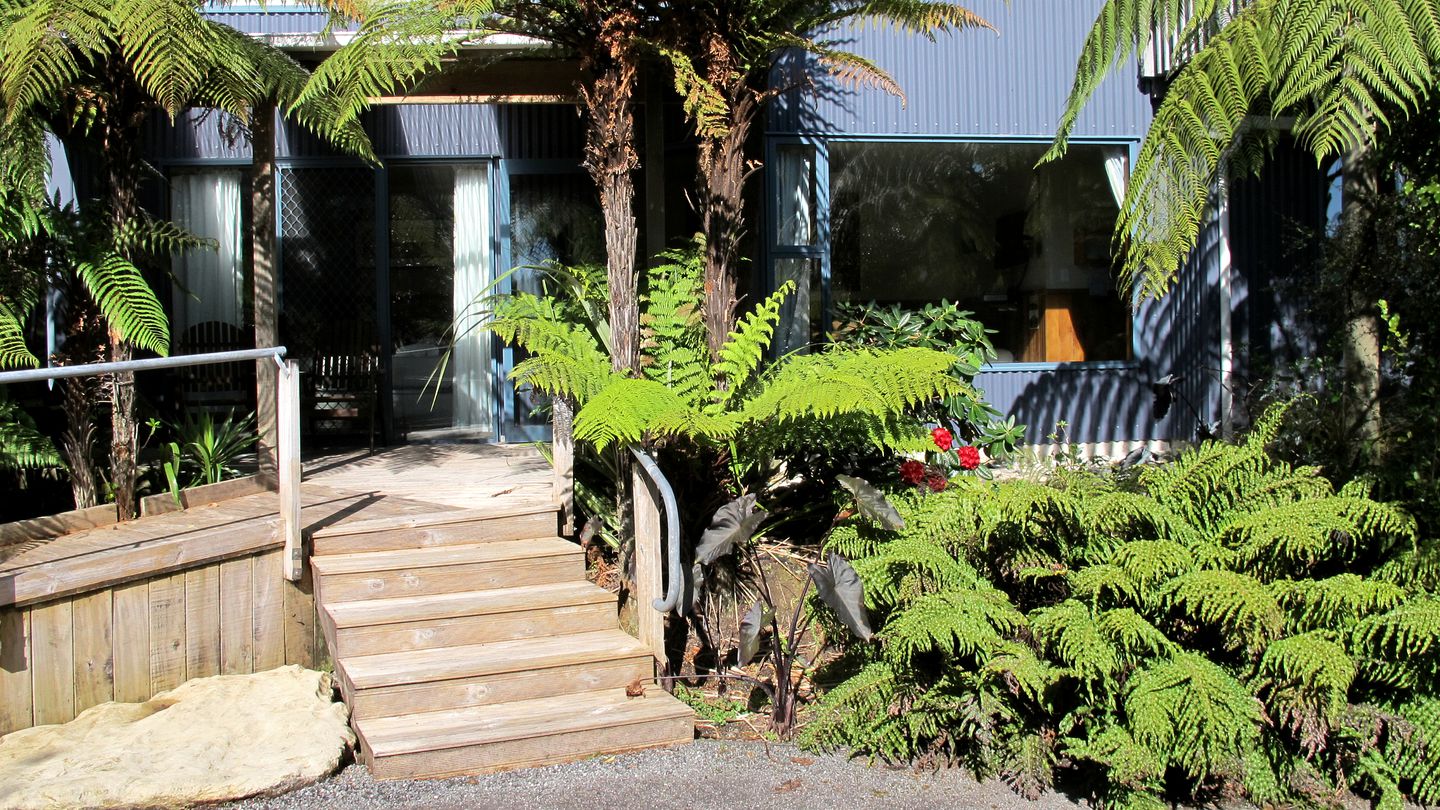 Gorgeous Suite Rental for Weekend Getaways in a Punakaiki Accommodation on the South Island