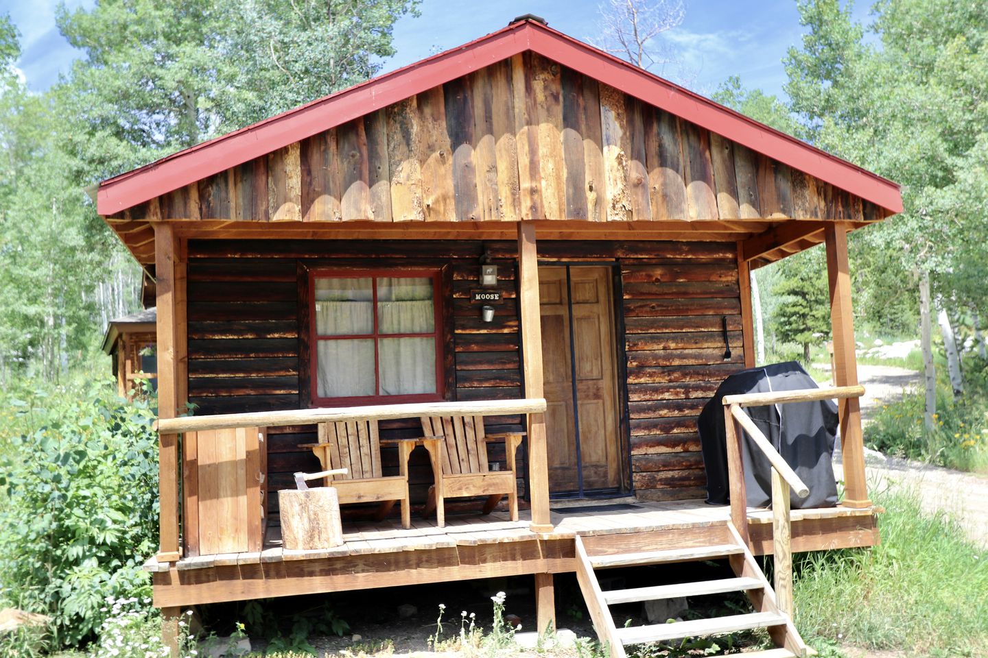 Charming Cabin Rental near Hot Springs in Howelsen Hill Ski Area, Colorado