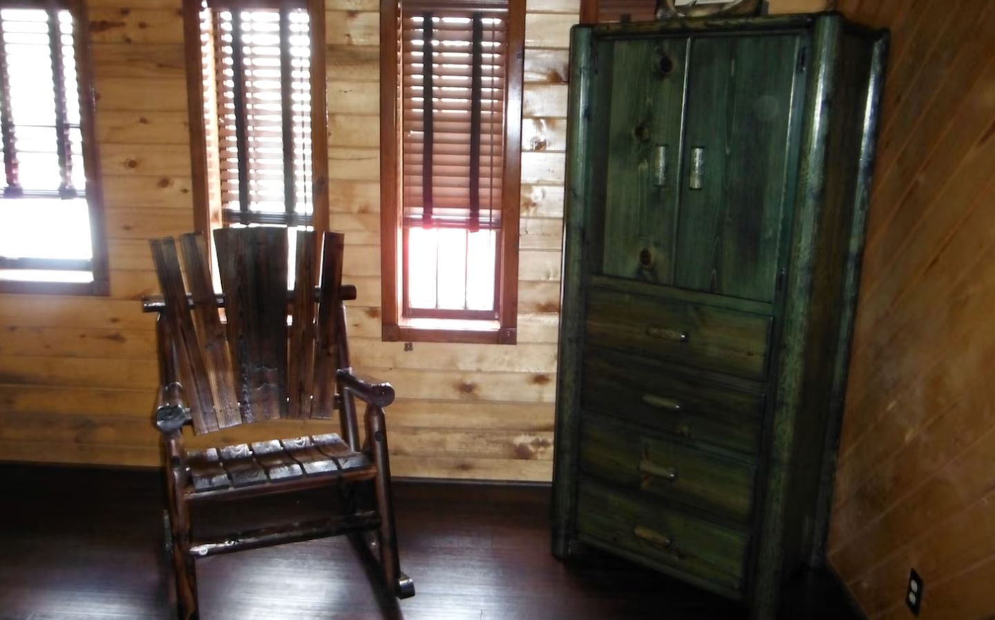 Cozy Cabin Rental with Amazing Mountain View near Gila National Forest, Arizona