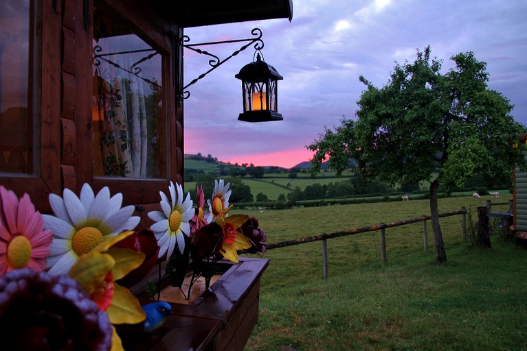 Cabins (Shropshire, England, United Kingdom)