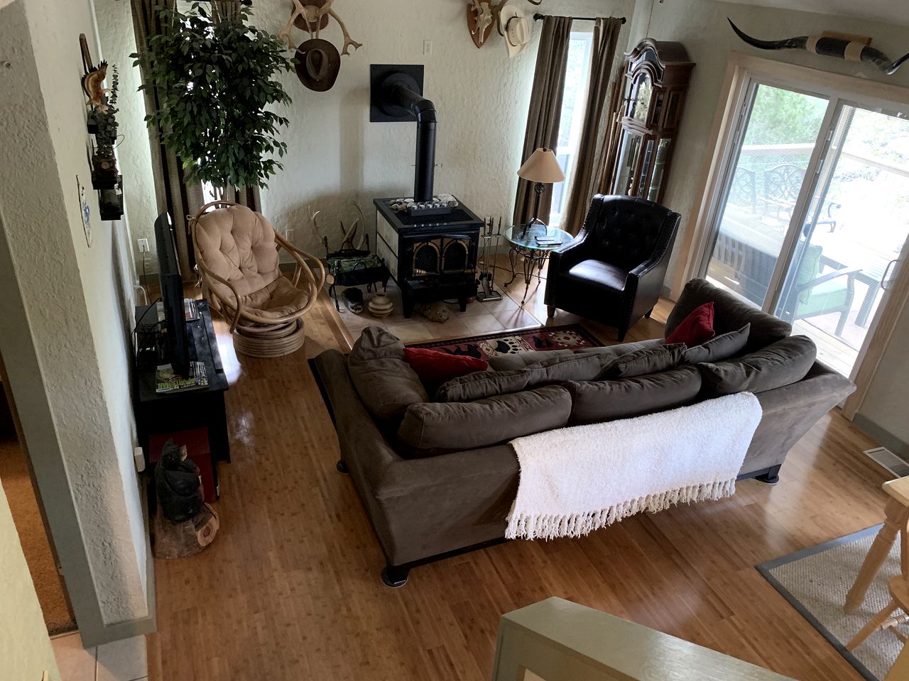 Rustic Countryside Cabin Rental with Outdoor Campfire near Austin, Texas