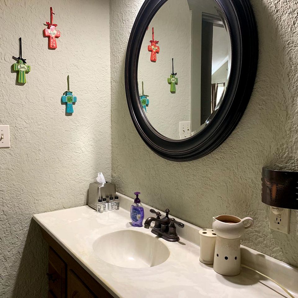 Rustic Countryside Cabin Rental with Outdoor Campfire near Austin, Texas