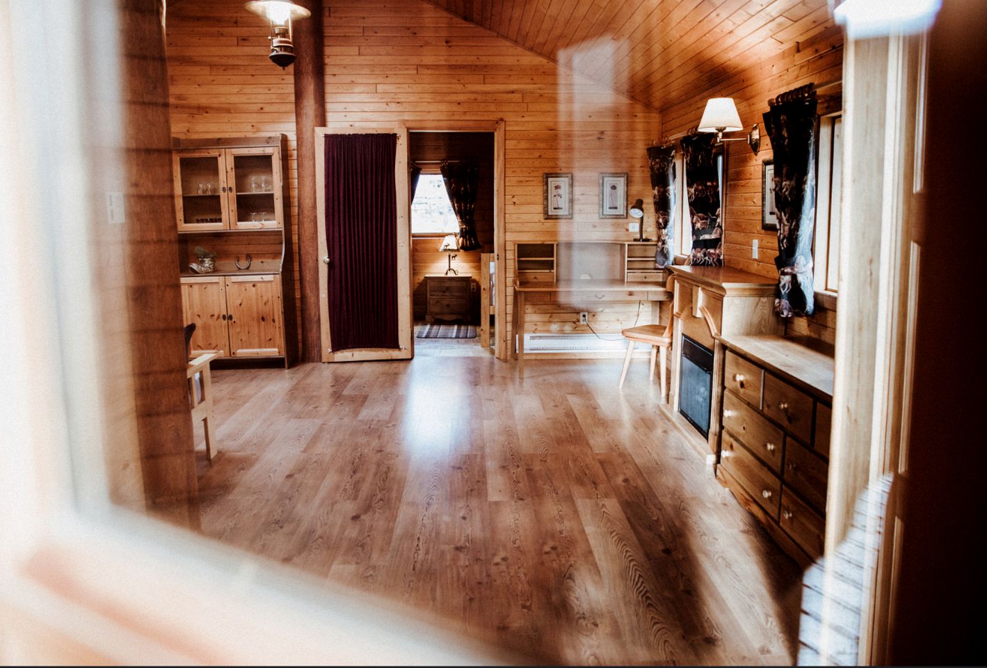 Charming Cabin Rental for Secluded Escape in Big Creek, British Columbia