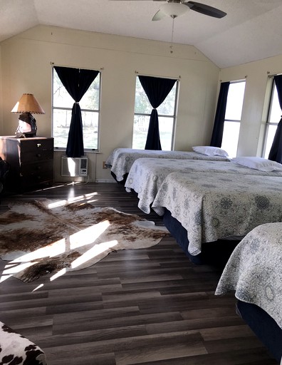 Vacation Rentals (Weatherford, Texas, United States of America)