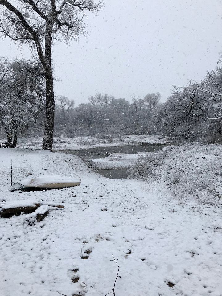 Spacious Cottage Rental for Group Getaway on Ranch near Dallas, Texas