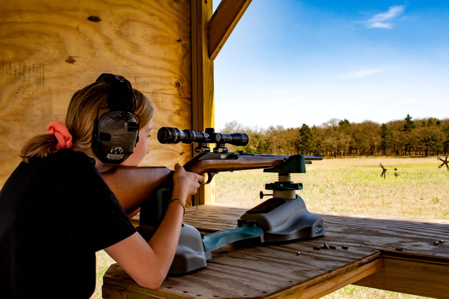 Luxurious Log Cabin Rental for Groups with Private Lake near Dallas, Texas