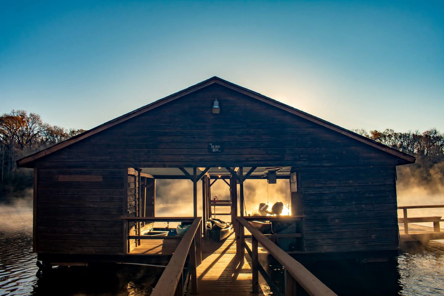 Cozy Lakeside Cabin Rental on 700-Acre Ranch near Dallas, Texas