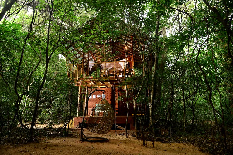 Tree Houses (Sri Lanka, Sigiriya, Central Province)