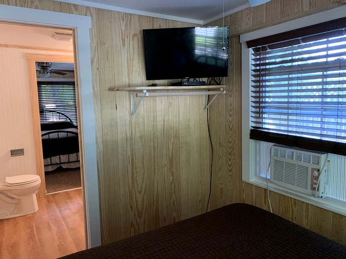 Cabins (United States of America, Bryson City, North Carolina)