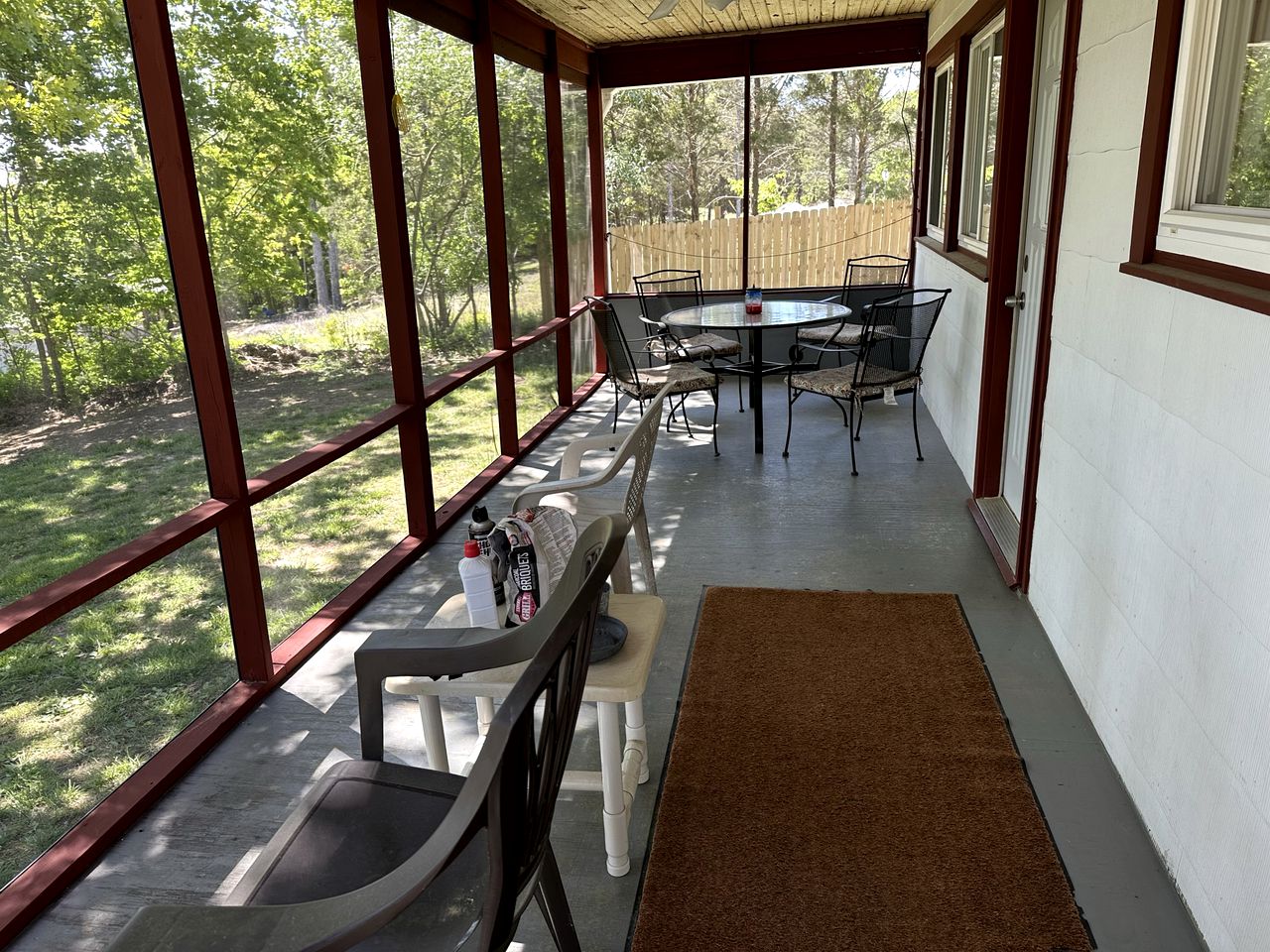 Spacious Family-Friendly Cabin Rental near Mountain Home, Arkansas
