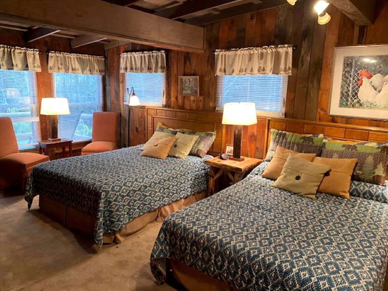 Rustic Log Cabin with Spectacular Mountain Vistas in Piedmont Region, Virginia