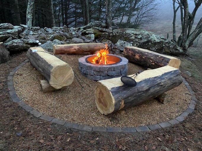 Log Cabins (Independence, Virginia, United States of America)
