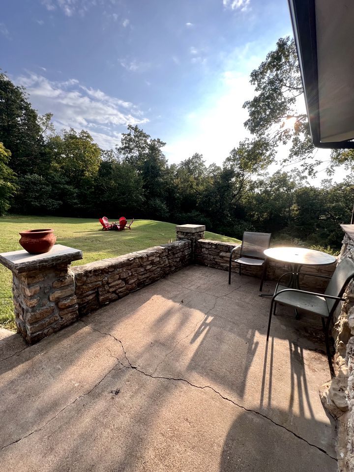 Cozy Cabin Rental near Table Rock Lake in the Ozark Mountains, Missouri