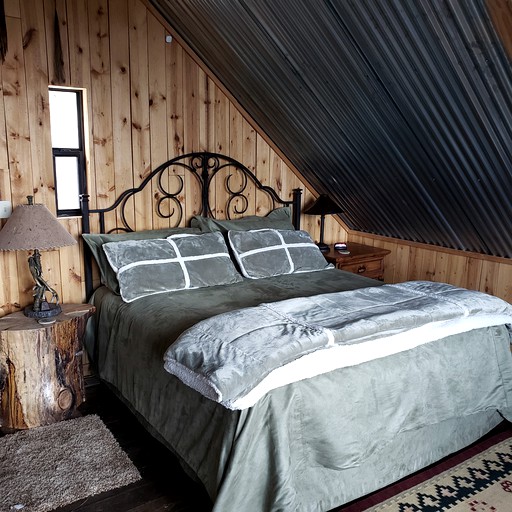 Cabins (Evergreen, Colorado, United States of America)