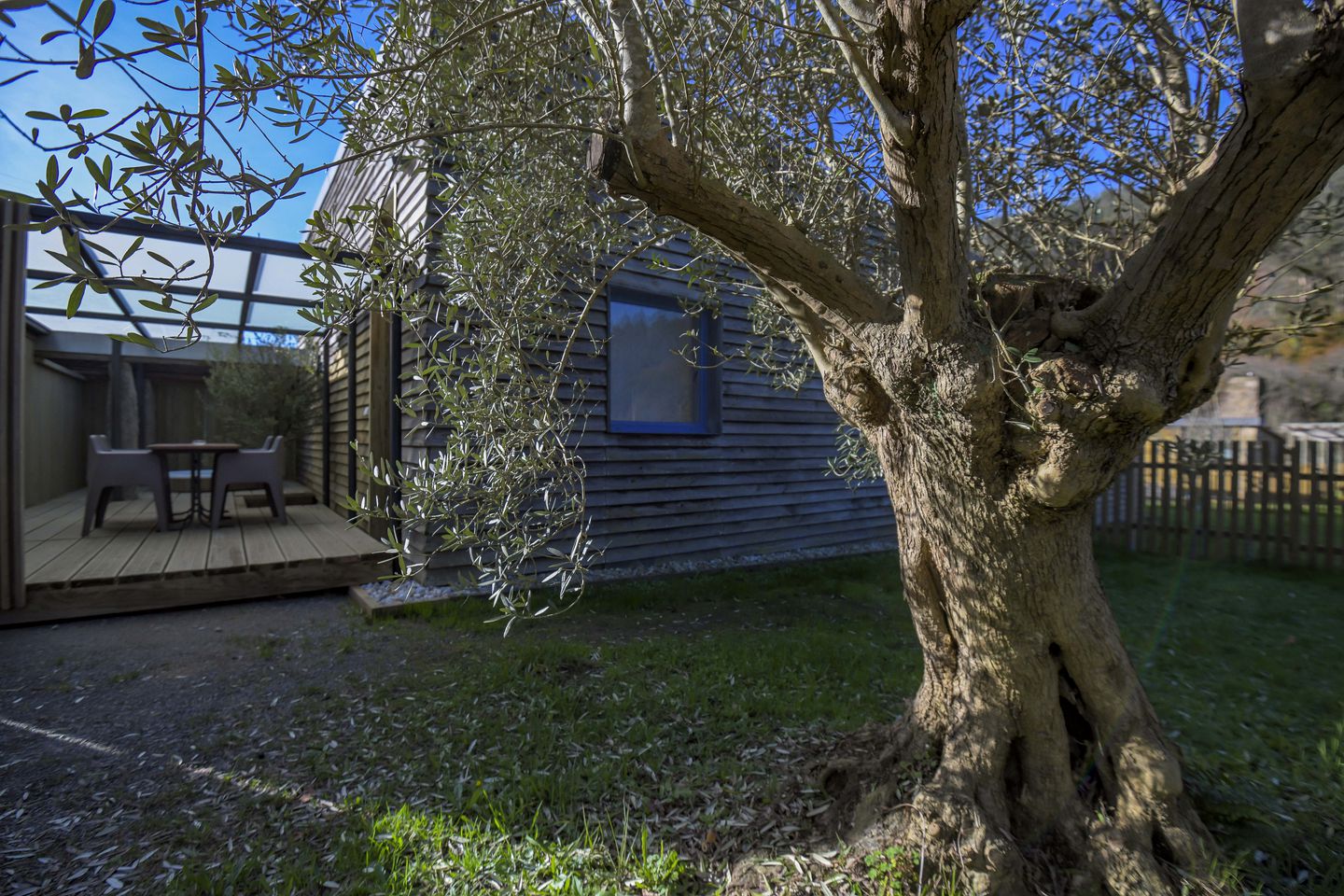 Traditional Cabin Rental with Modern Interior near Santiago de Compostela, Galicia