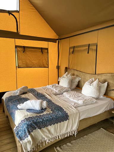 Safari Tents (France, Arnac, Occitanie)