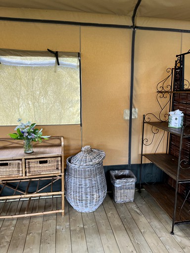 Safari Tents (France, Arnac, Occitanie)