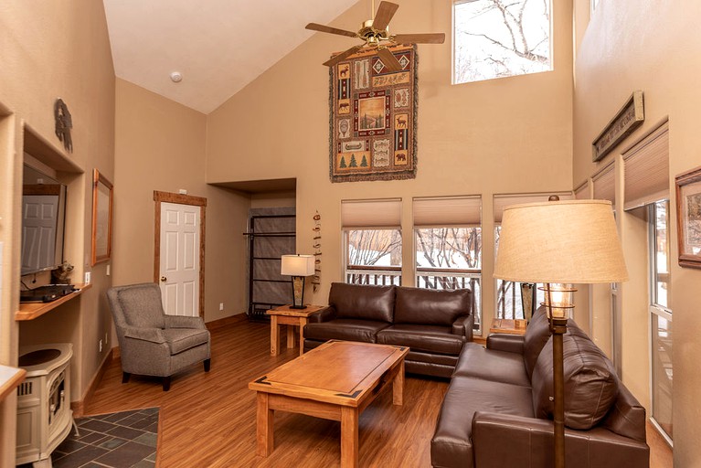 Cabins (Salida, Colorado, United States of America)