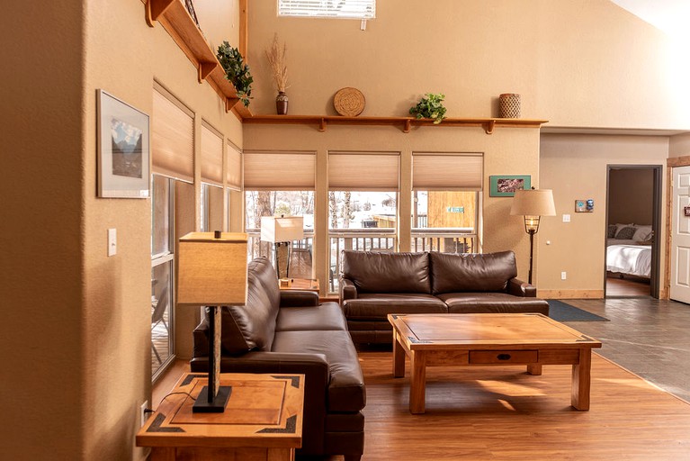 Cabins (Salida, Colorado, United States of America)