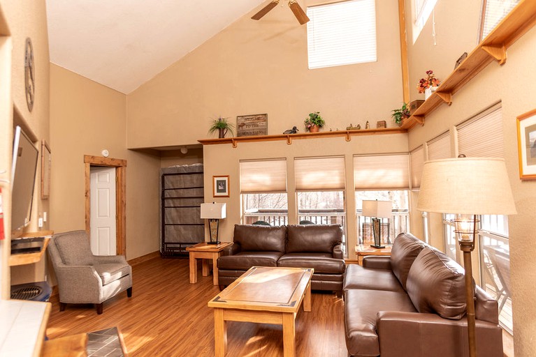 Cabins (Salida, Colorado, United States of America)