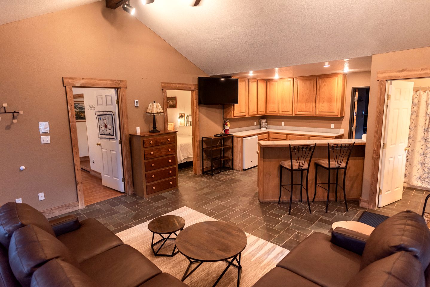 Woodland Camping Cabin for Biking near Arkansas Hills Trail in Colorado