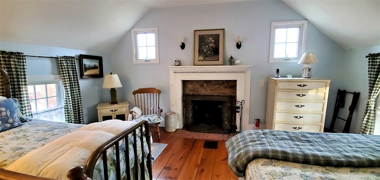 Cabins (Sperryville, Virginia, United States)