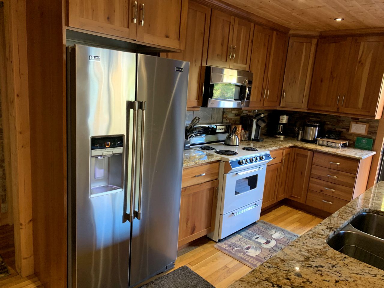 Secluded Waterfront Cabin Rental on Lake Superior near Red Cliff, Wisconsin