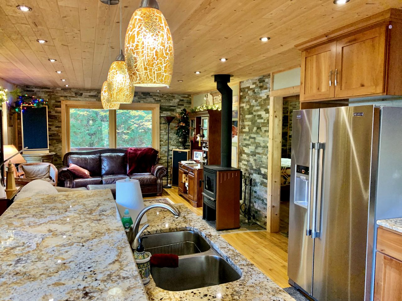 Secluded Waterfront Cabin Rental on Lake Superior near Red Cliff, Wisconsin