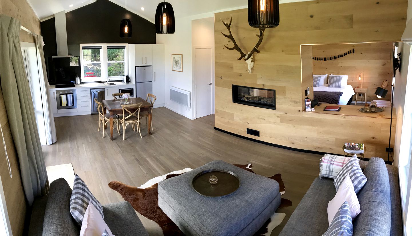 Cozy Cottage with Amazing Mountain Views in Staveley, New Zealand