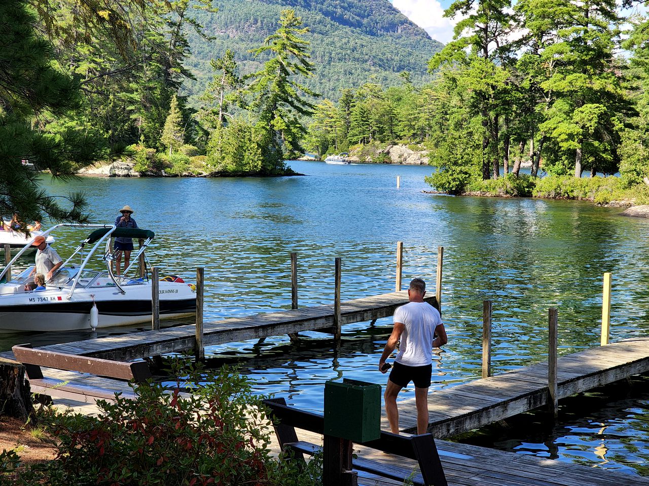 Light-Filled, Well-Appointed Mountain Cabin for a Vacation in Wells, Vermont