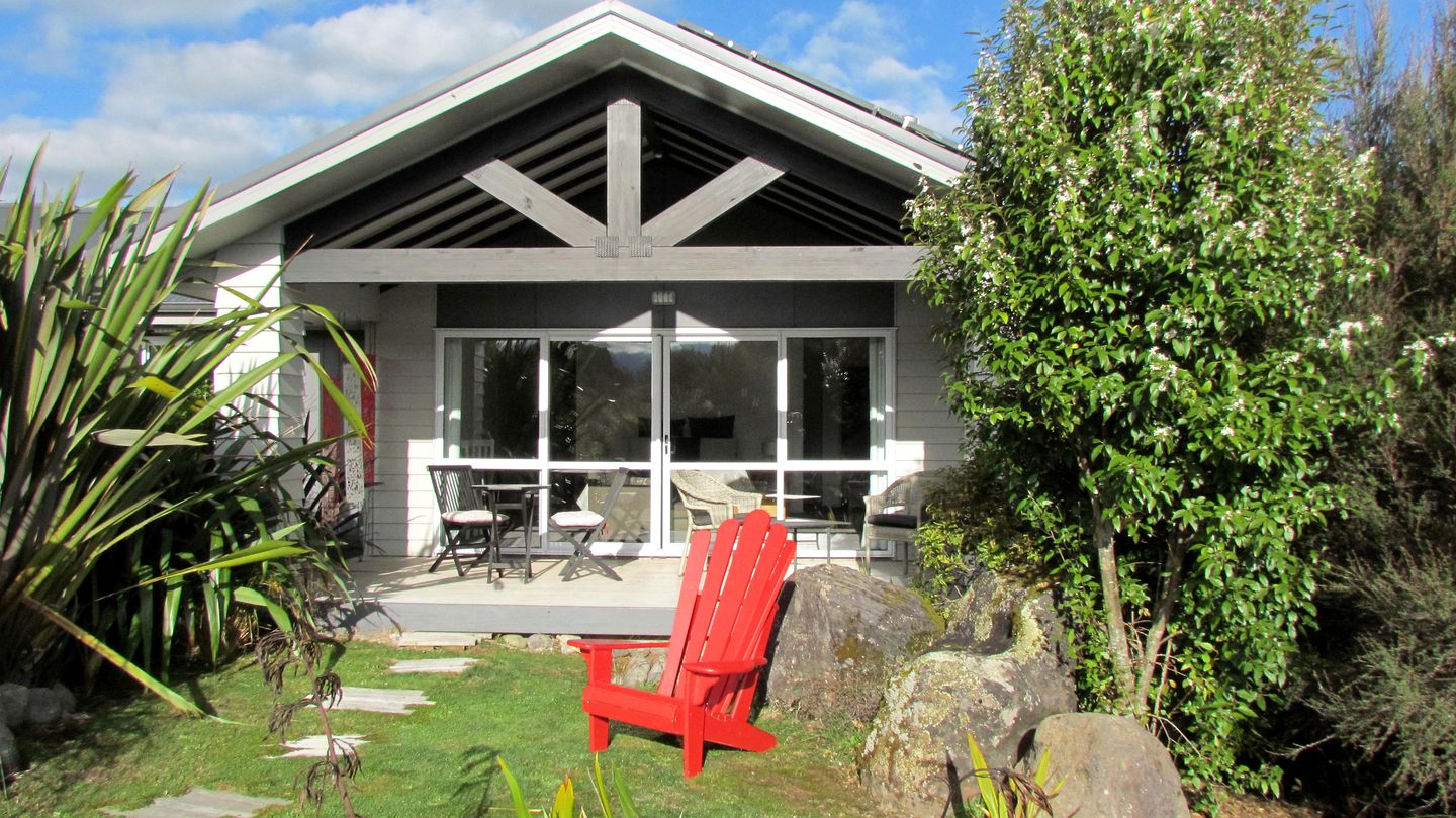 Nature Lodges (Horopito, North Island, New Zealand)