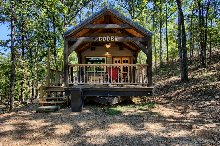 Parker Creek Bend Cabins The Codex, Cabins, Murfreesboro, United