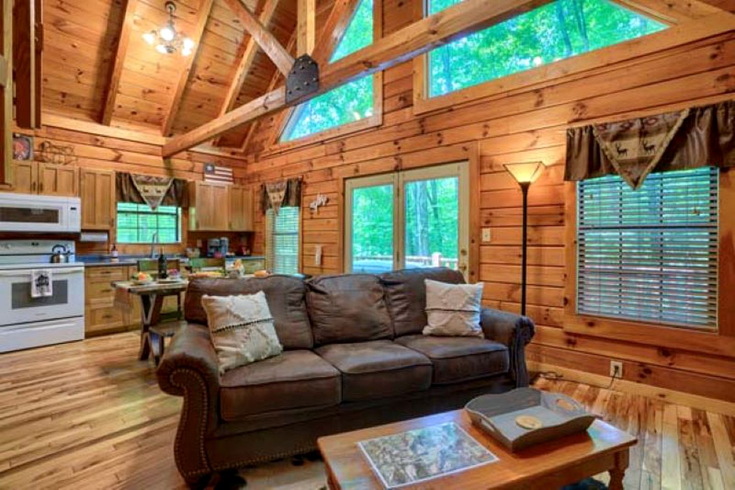 Beautiful Cabin For Rent in Hocking Hills Region of Ohio