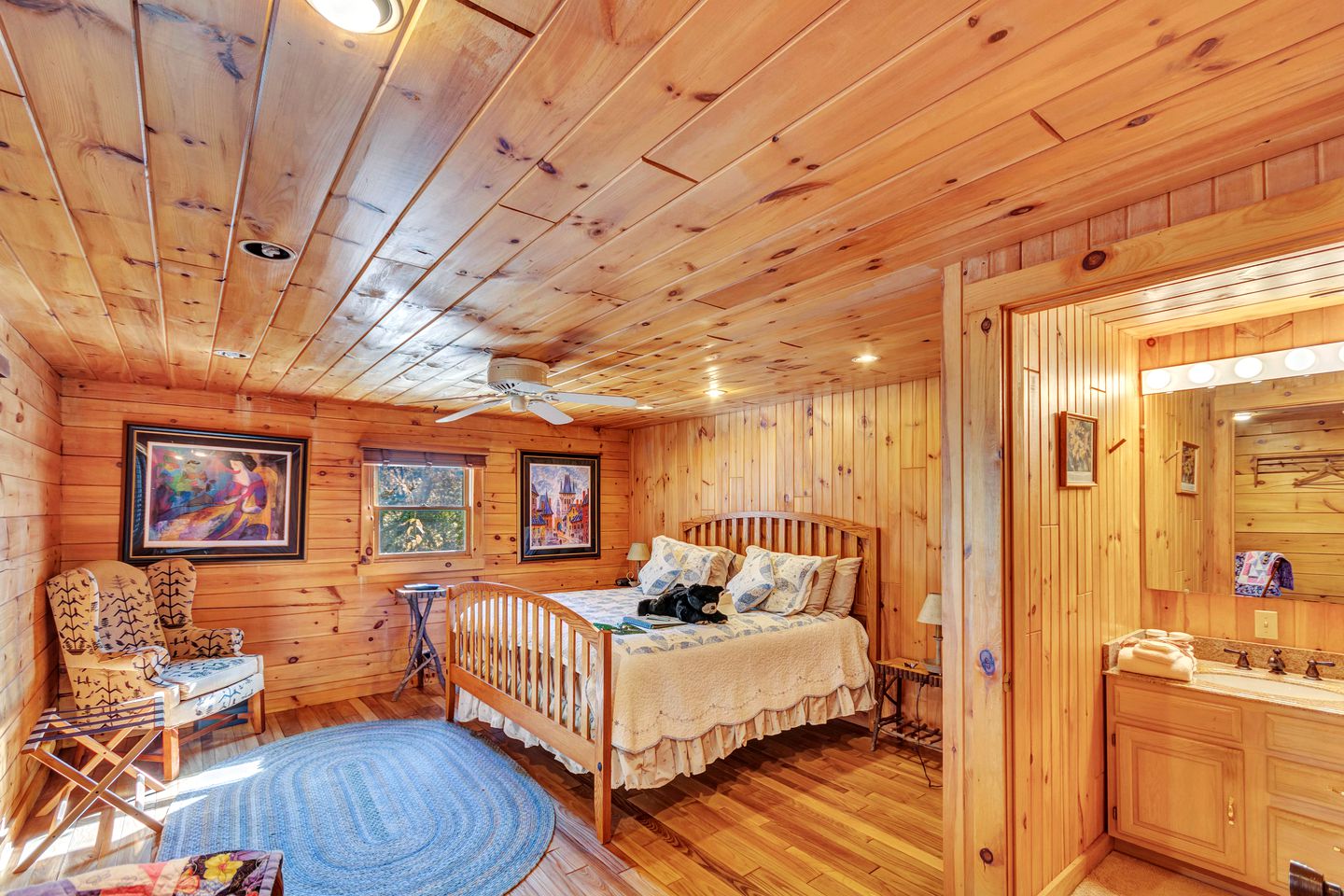 Cozy Bed and Breakfast Getaway in Cabins, West Virginia