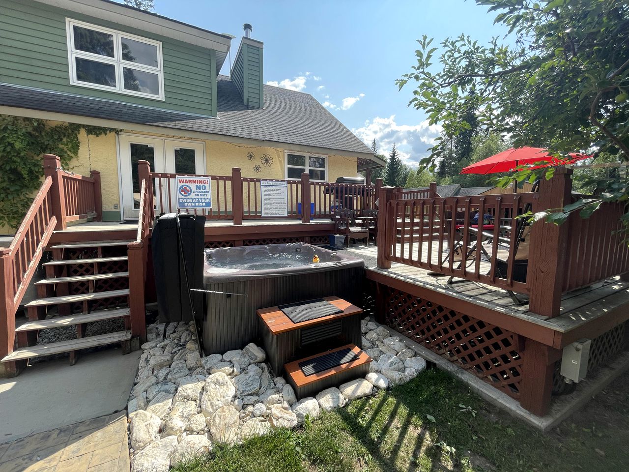 Vacation Rentals (Canada, Golden, British Columbia)