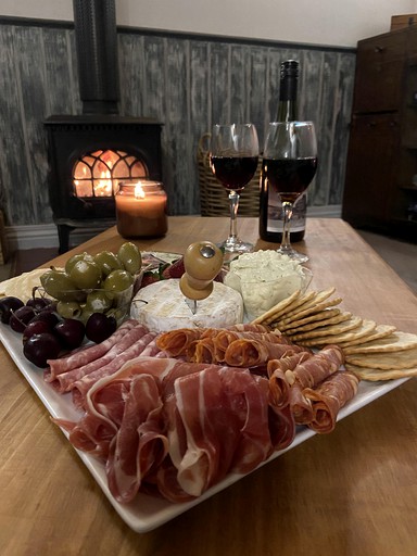 Cottages (Australia, Trawool, Victoria)