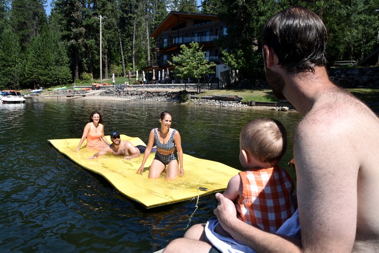 Cabins (United States of America, Hayden, Idaho)