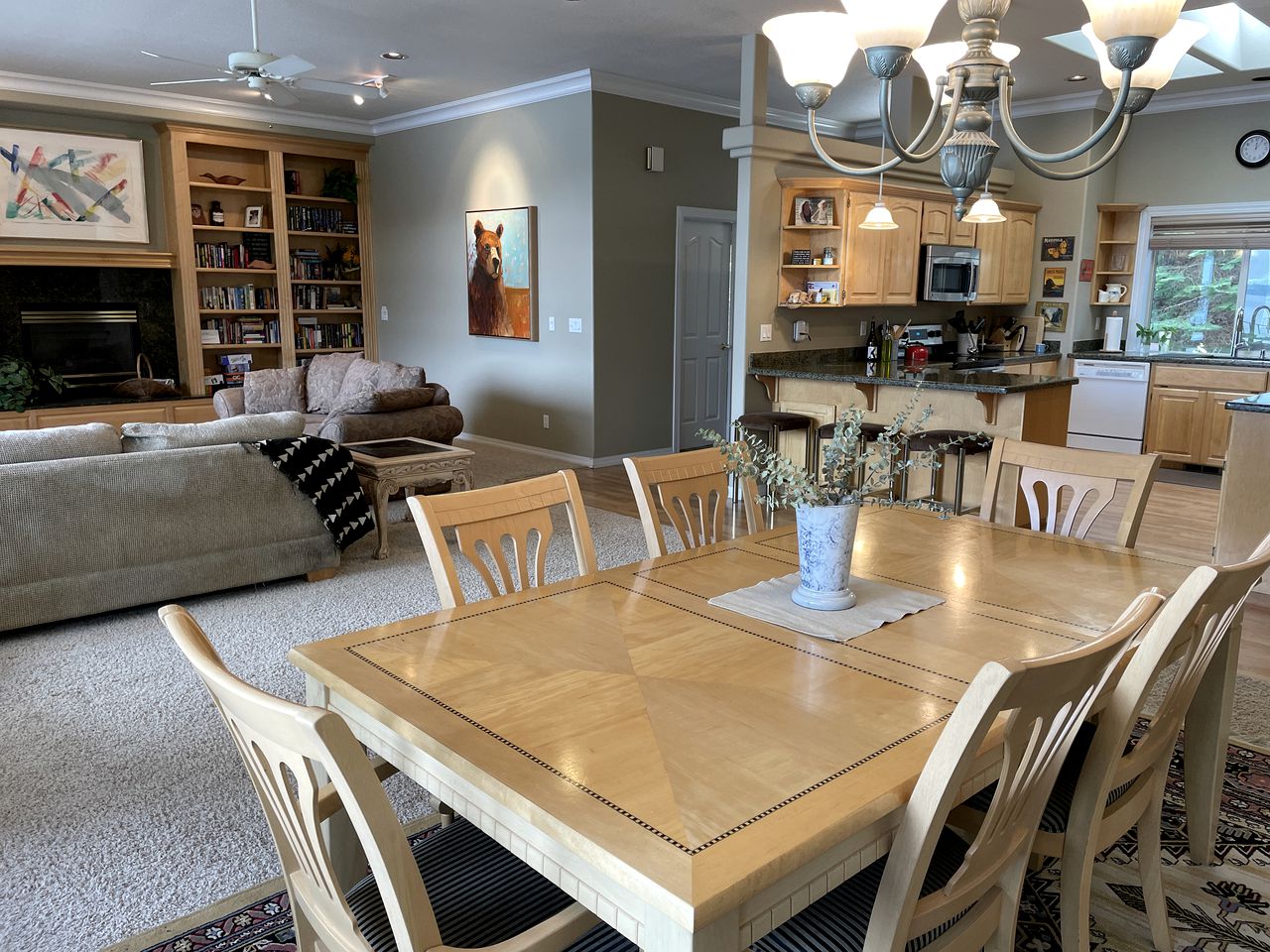 Secluded and Spacious Family Cabin Rental on Hayden Lake, Idaho