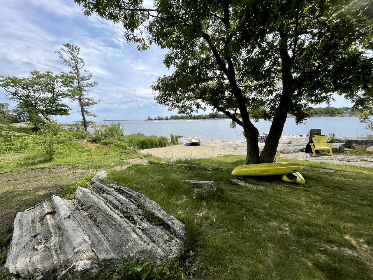 Spacious Lakeside Cottage Overlooking Georgian Bay on Lake Huron, Ontario